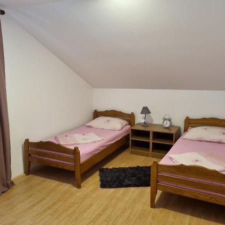 Apartmani Slavica Біоград-на-Мору Екстер'єр фото